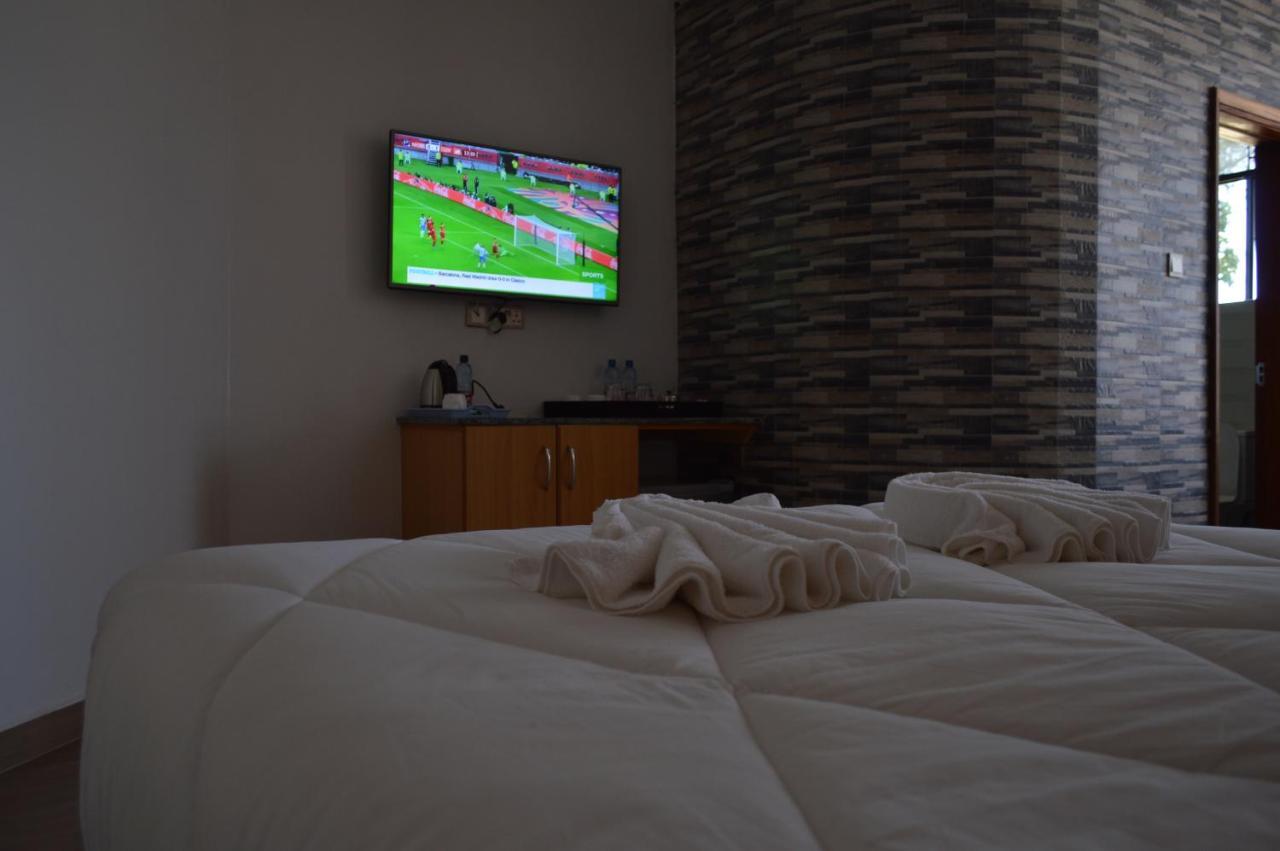 Kunste Hotel นาคูรู ภายนอก รูปภาพ